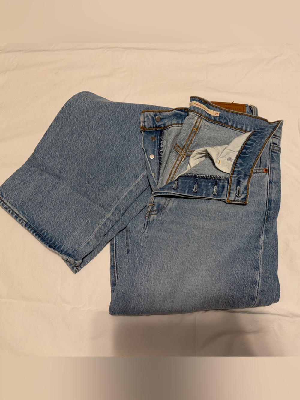 Levi's Ribcage Straight Jeans